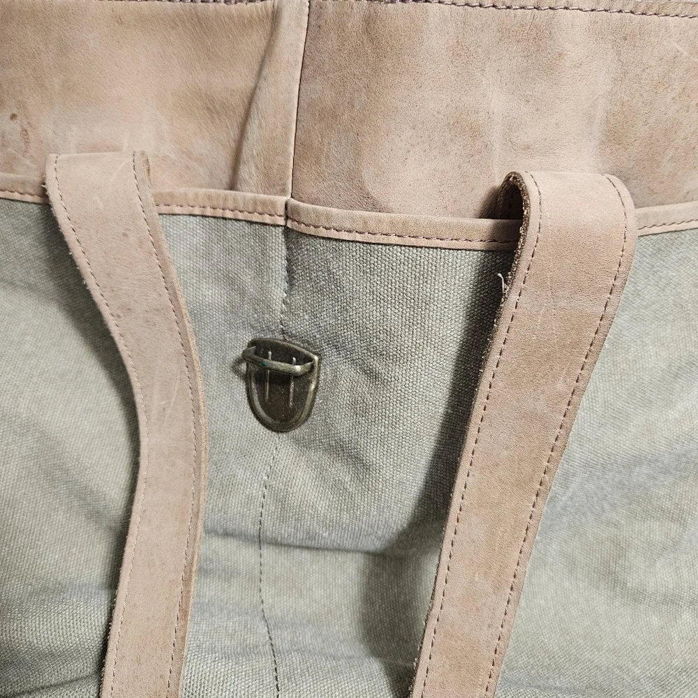 L.L. Bean Vintage Tan Beige Leather  Canvas Travel Tote Bag Classic Preppy Purse - Picture 8 of 13